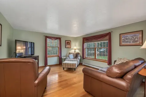 22 Morgan Way Gilford NH 03249-7431