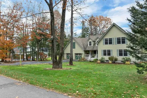 22 Morgan Way Gilford NH 03249-7431