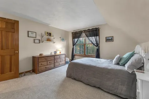 22 Morgan Way Gilford NH 03249-7431