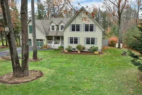 22 Morgan Way Gilford NH 03249-7431