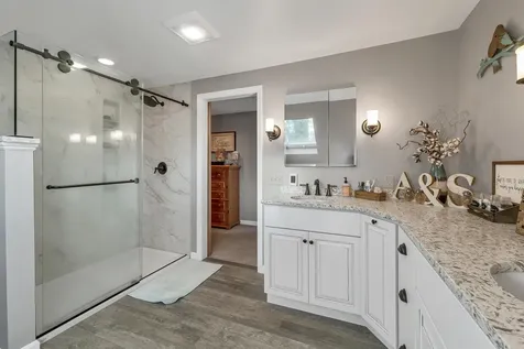 22 Morgan Way Gilford NH 03249-7431