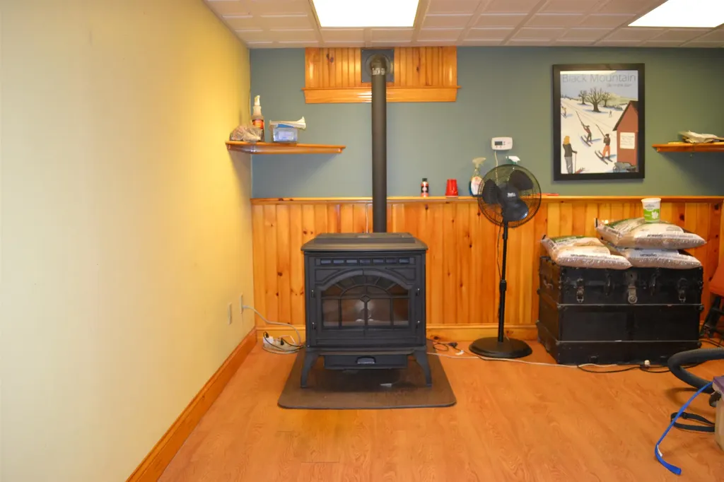 202 North Hill Road Westfield VT 05874