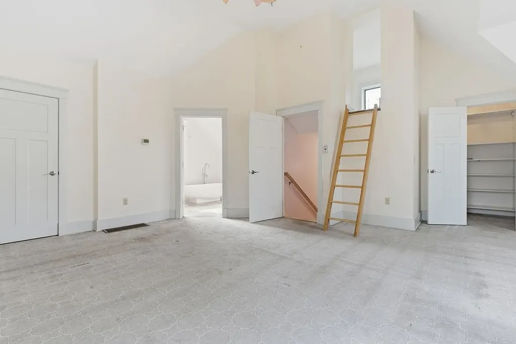 9 Shackford Court Pittsfield NH 03263