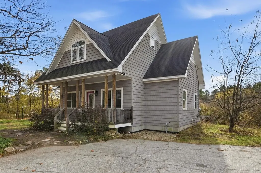 9 Shackford Court Pittsfield NH 03263