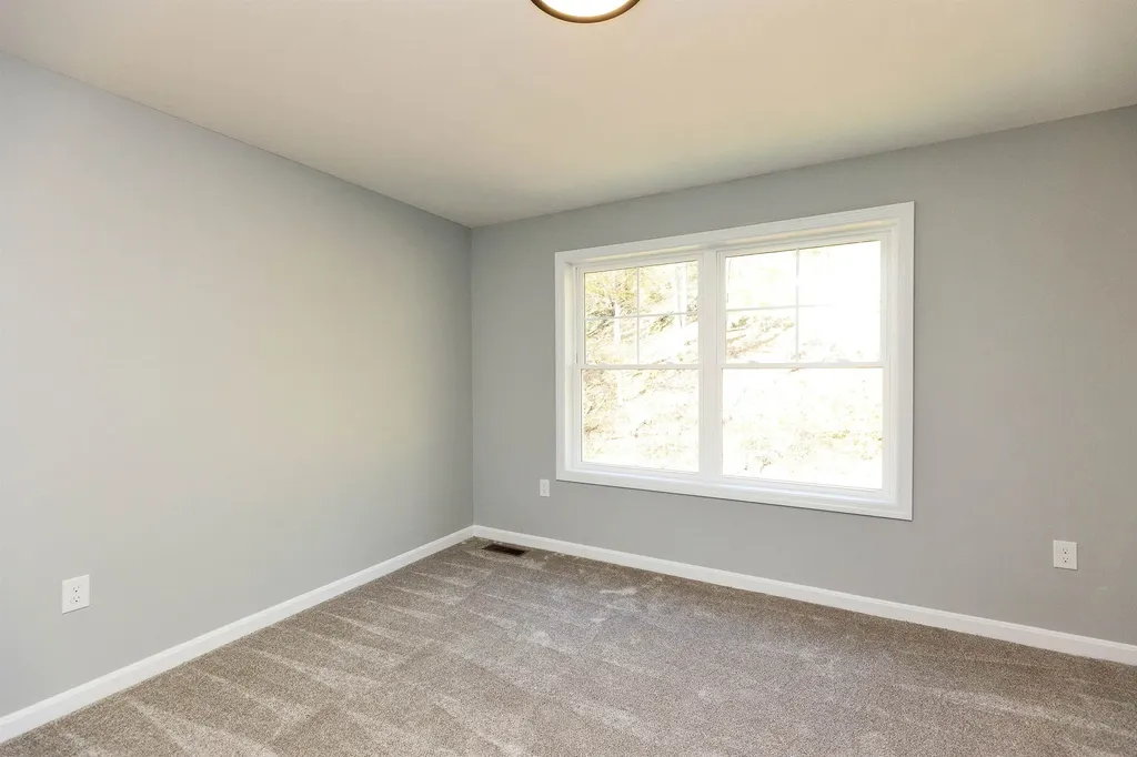 231 Putnam Hill Road Lyndeborough NH 03082