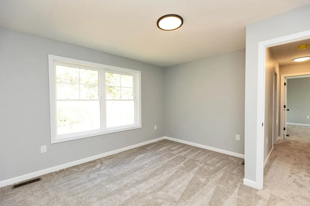 231 Putnam Hill Road Lyndeborough NH 03082