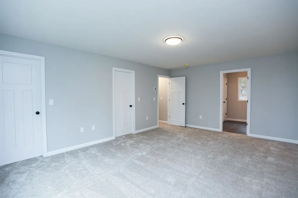 231 Putnam Hill Road Lyndeborough NH 03082