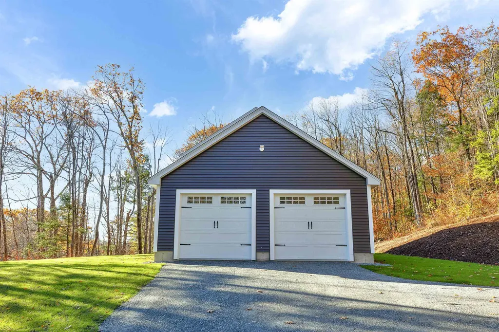 231 Putnam Hill Road Lyndeborough NH 03082