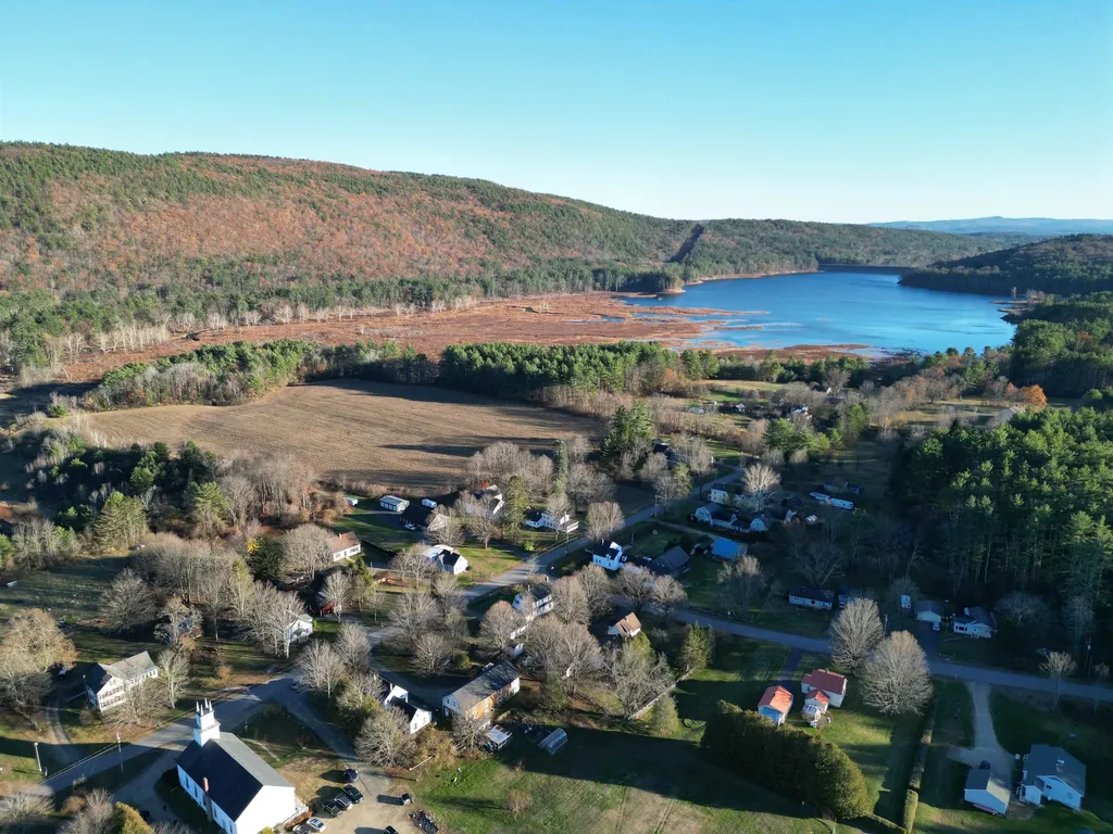 24 Village Road Surry NH 03431