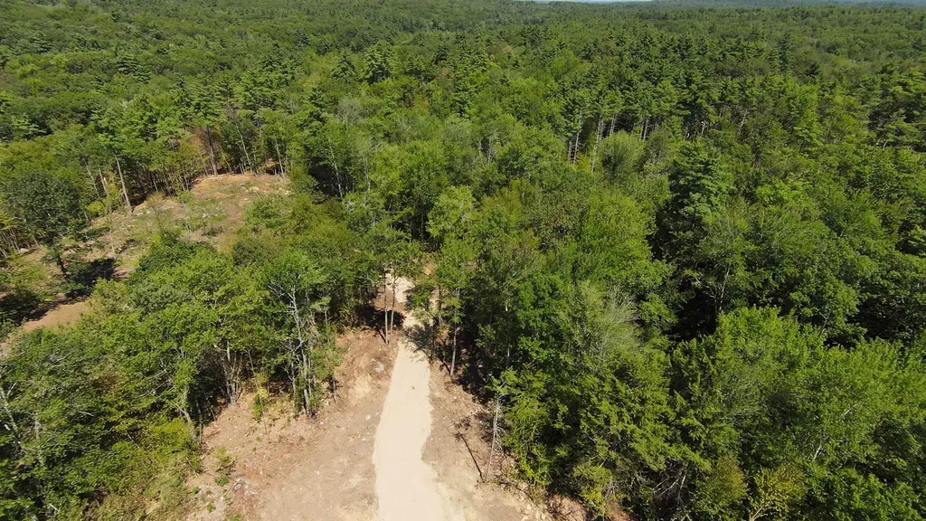 207-002 Washington Street Barrington NH 03825