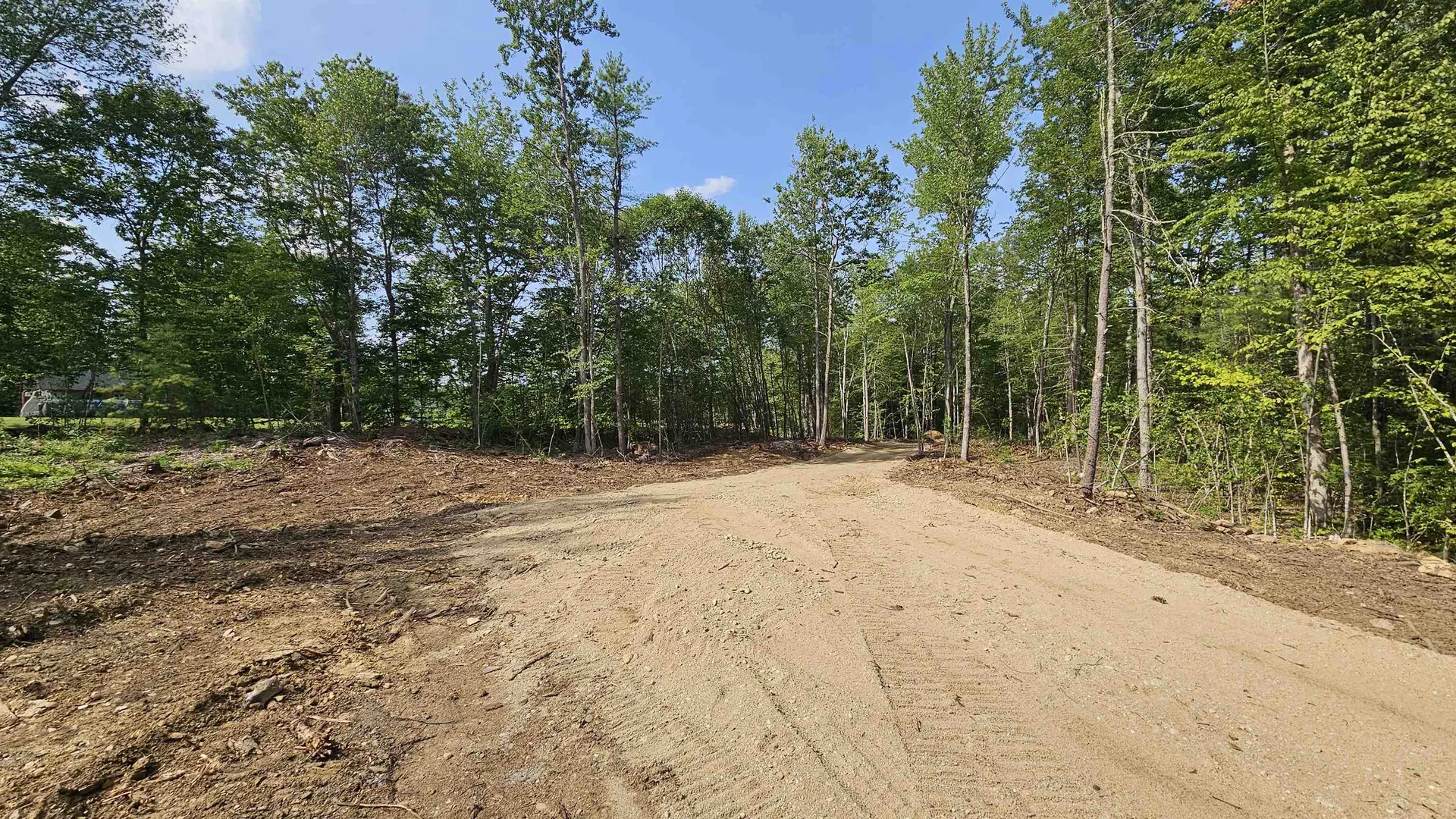 207-002 Washington Street Barrington NH 03825