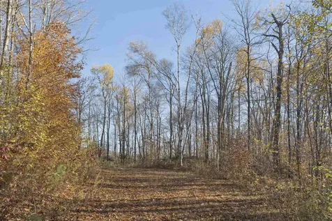 00 Wild Apple Road Pomfret VT 05067