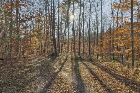 00 Wild Apple Road Pomfret VT 05067