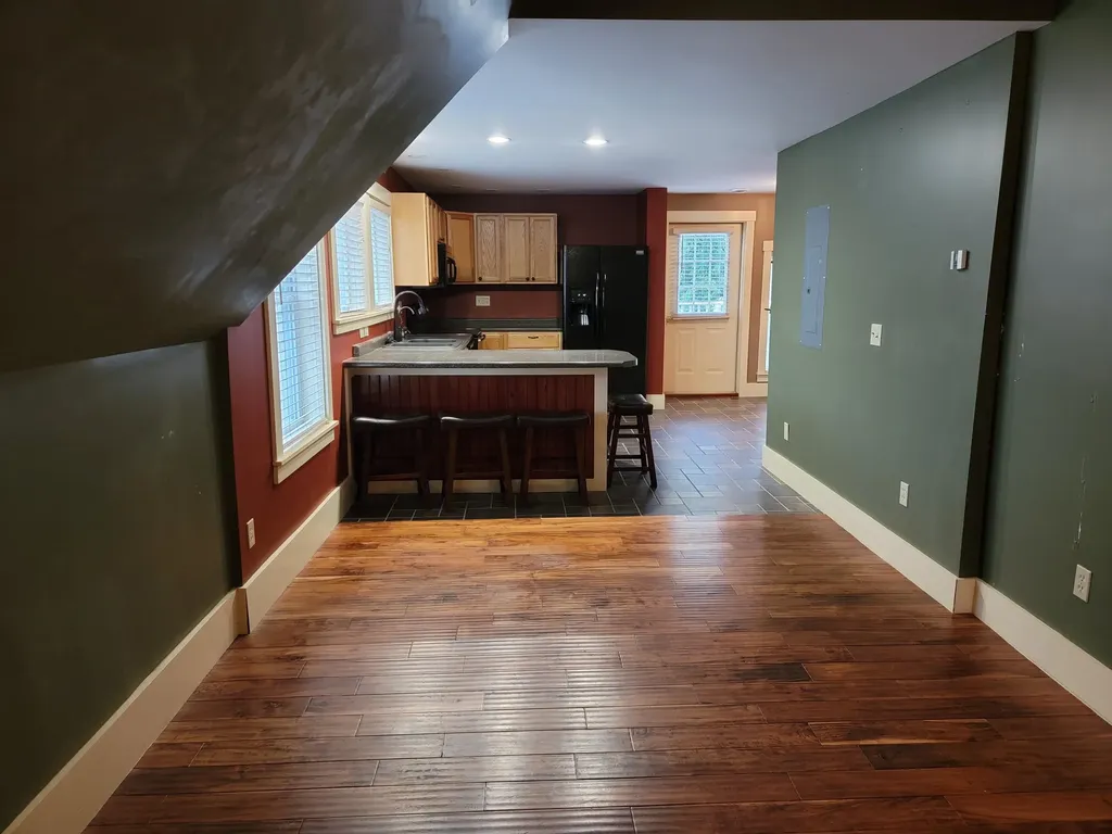 5 - 9 Merchant Street Walpole NH 03609