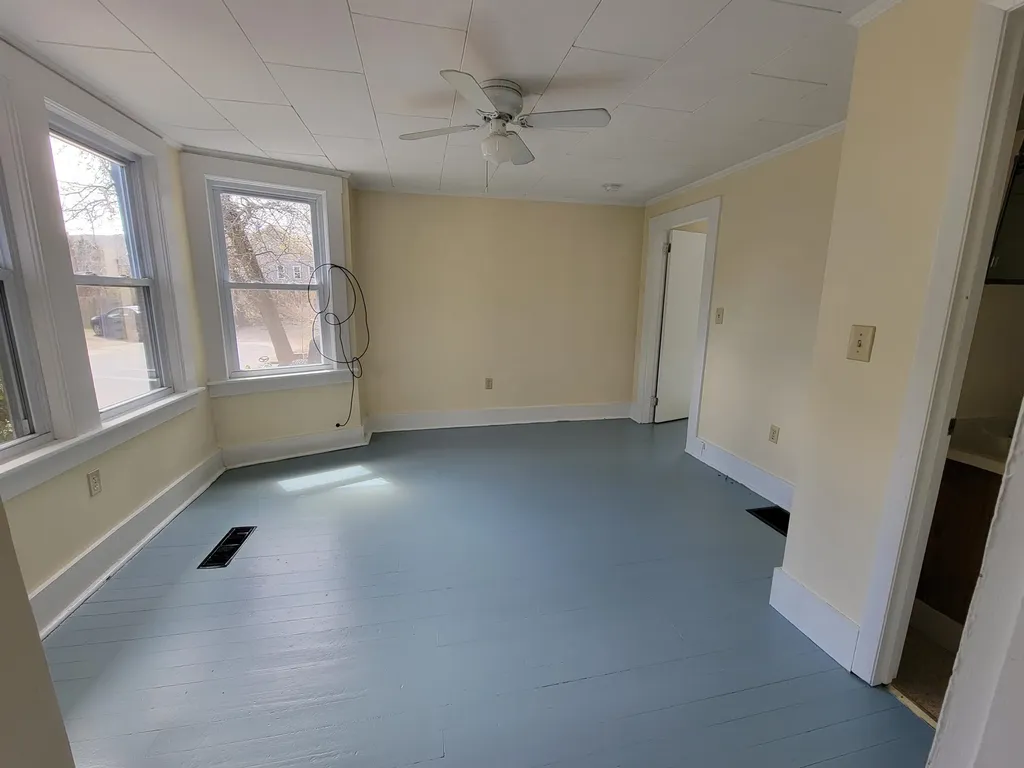 5 - 9 Merchant Street Walpole NH 03609