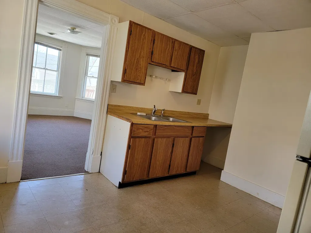 5 - 9 Merchant Street Walpole NH 03609