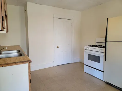 5 - 9 Merchant Street Walpole NH 03609