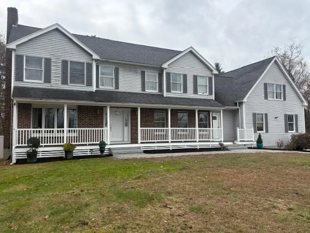 51 Zion Hill Road Salem NH 03079-1515