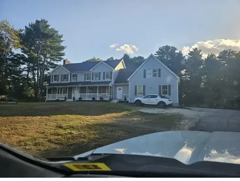 51 Zion Hill Road Salem NH 03079-1515