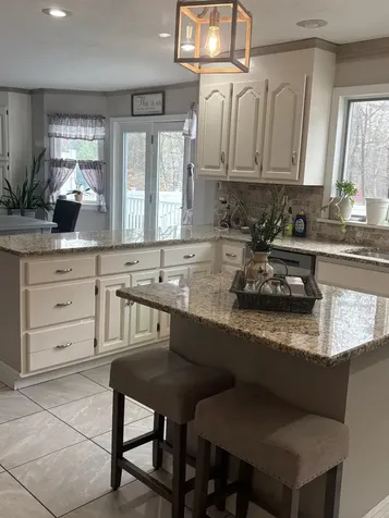 51 Zion Hill Road Salem NH 03079-1515