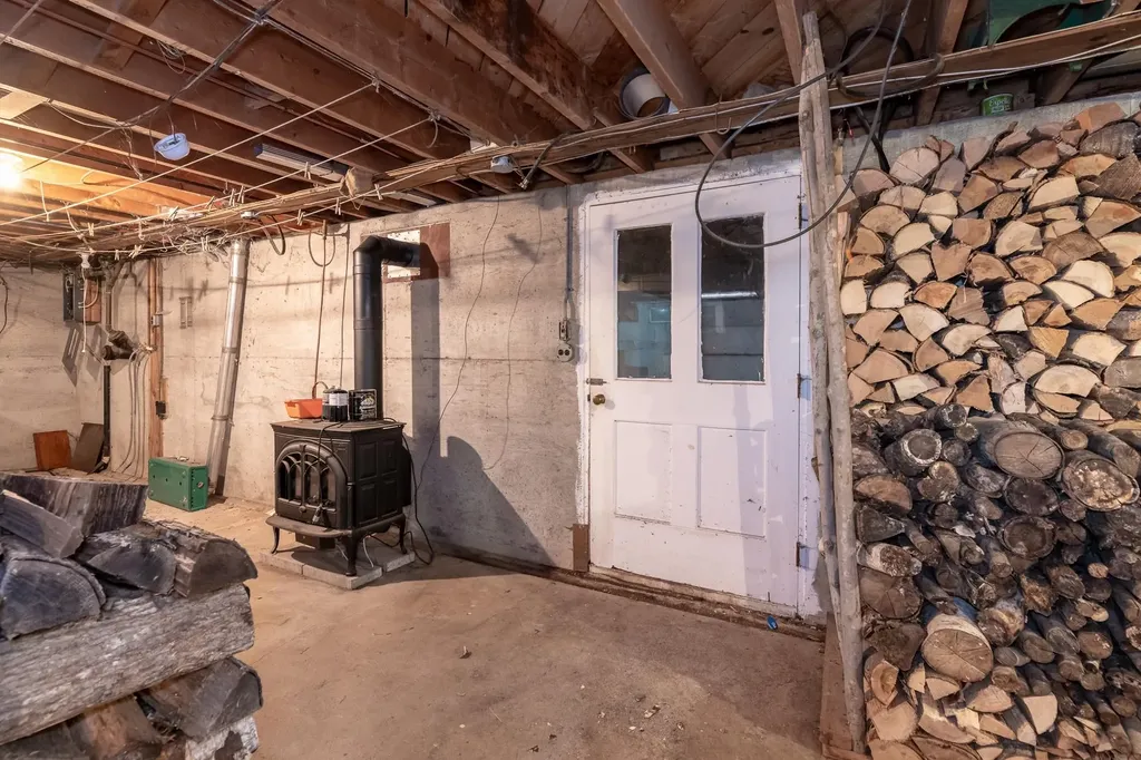 123 Mountain Road Tuftonboro NH 03816