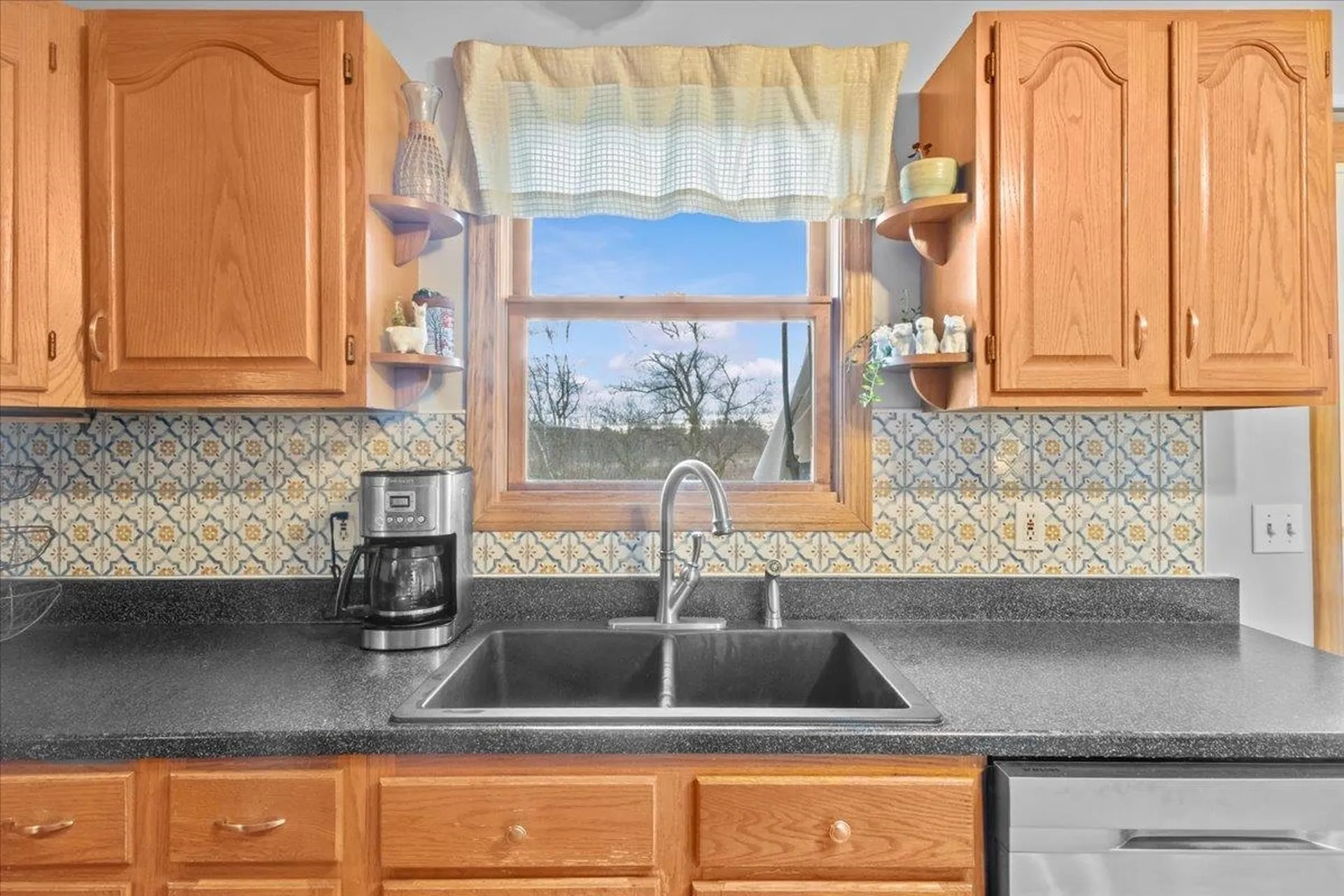 9 Liberty Lane Jericho VT 05465