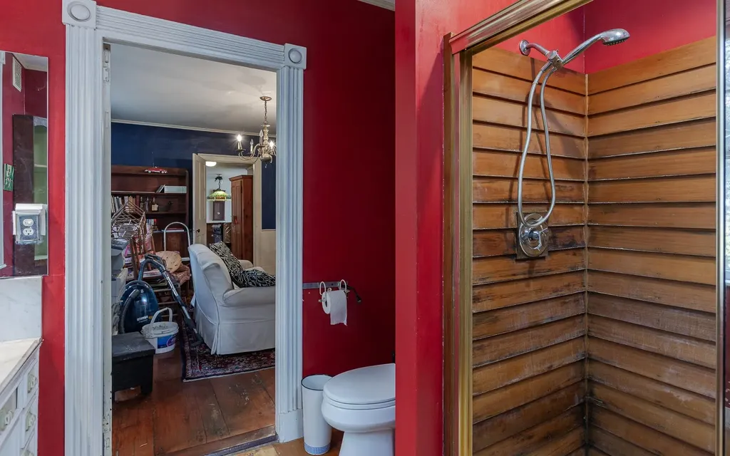 26 Old North Main Street Walpole NH 03608