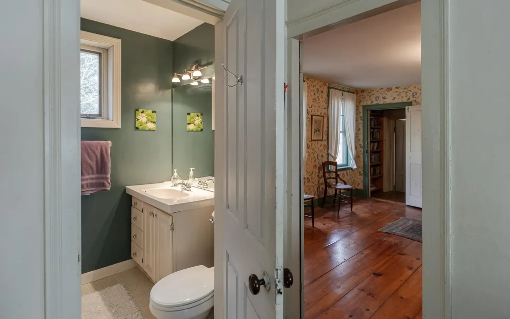 26 Old North Main Street Walpole NH 03608