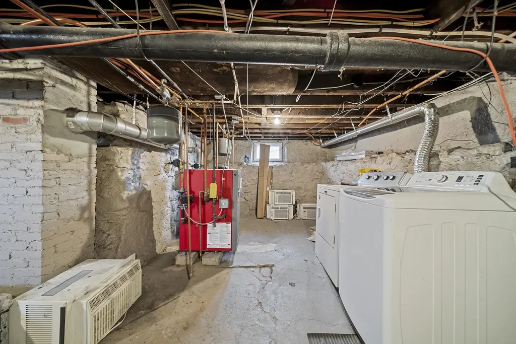 203 Portsmouth Avenue Manchester NH 03109