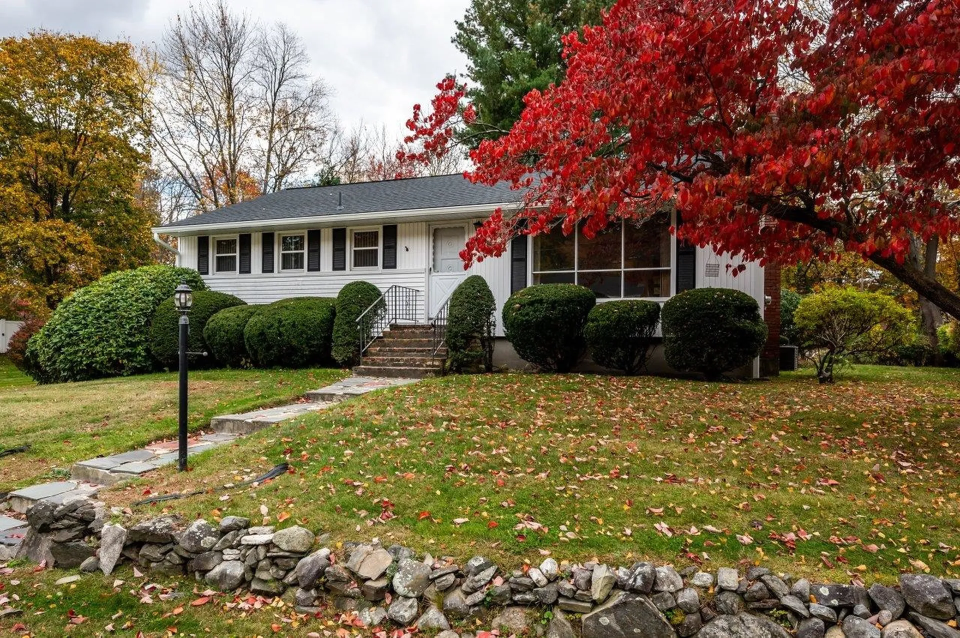 40 Carol Avenue Salem NH 03079