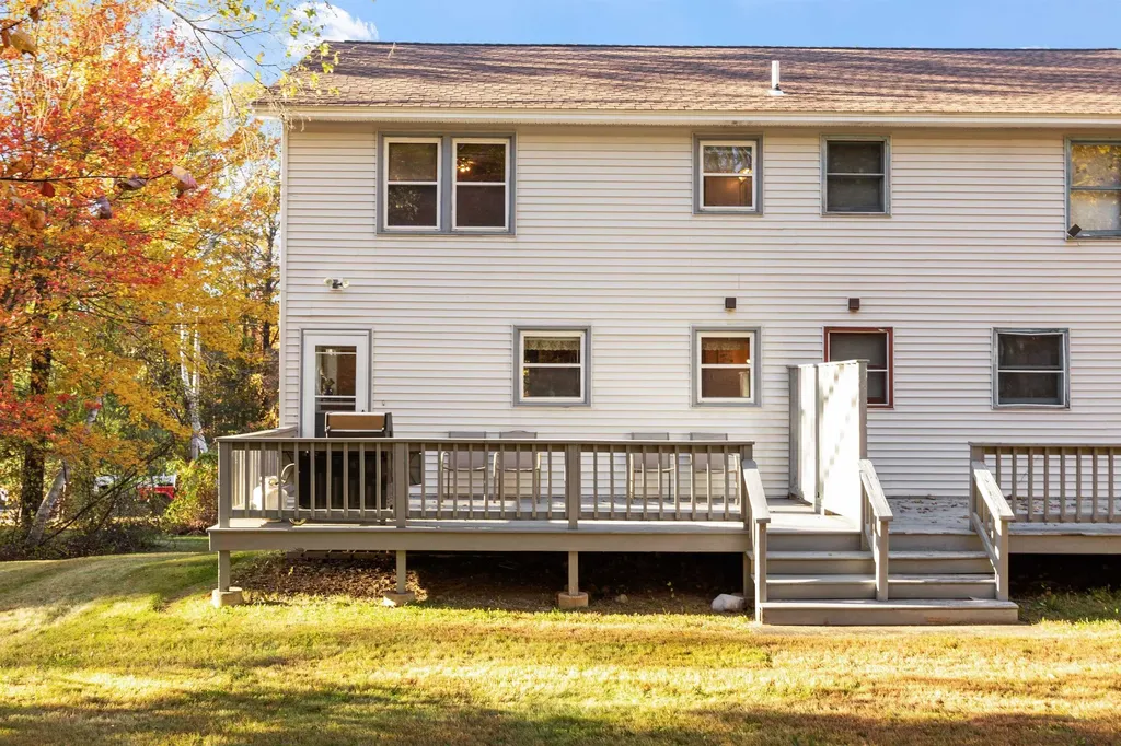 245 Beacon Hill Road Pembroke NH 03275