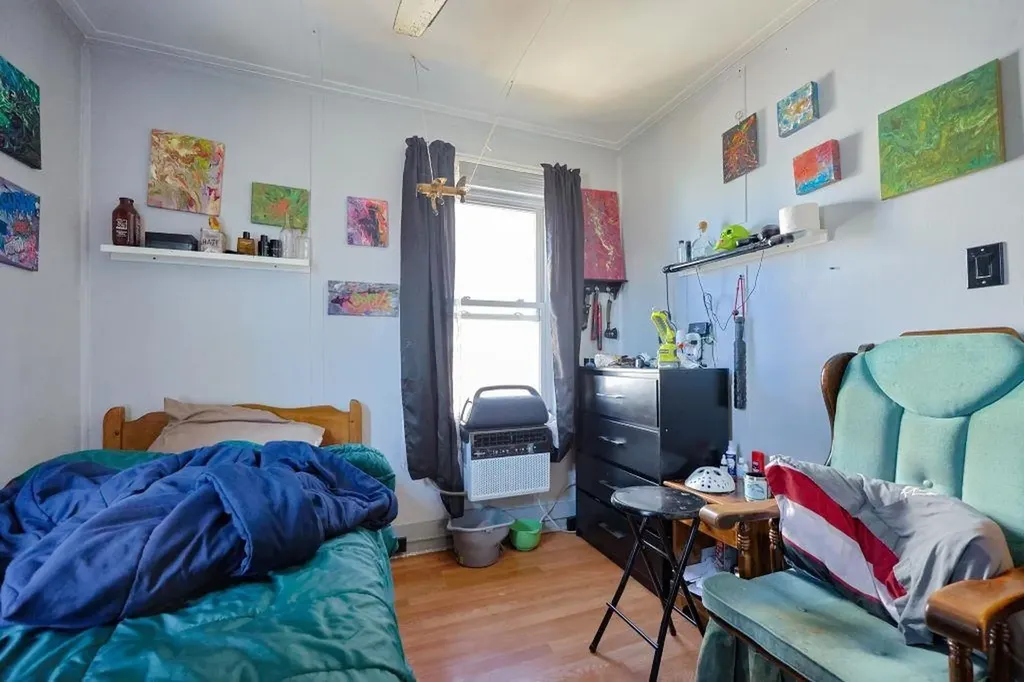 8 Rimmon Street Manchester NH 03102