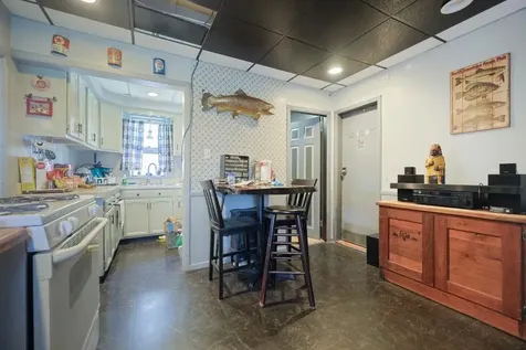 8 Rimmon Street Manchester NH 03102