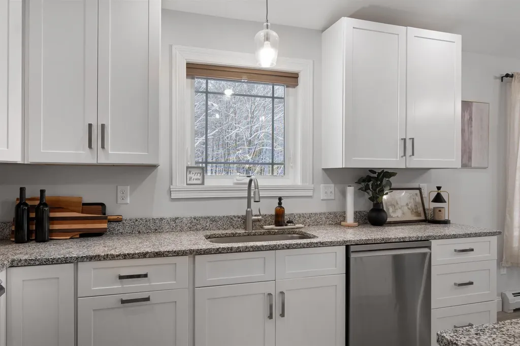 60 Apple Tree Road Fairfax VT 05454