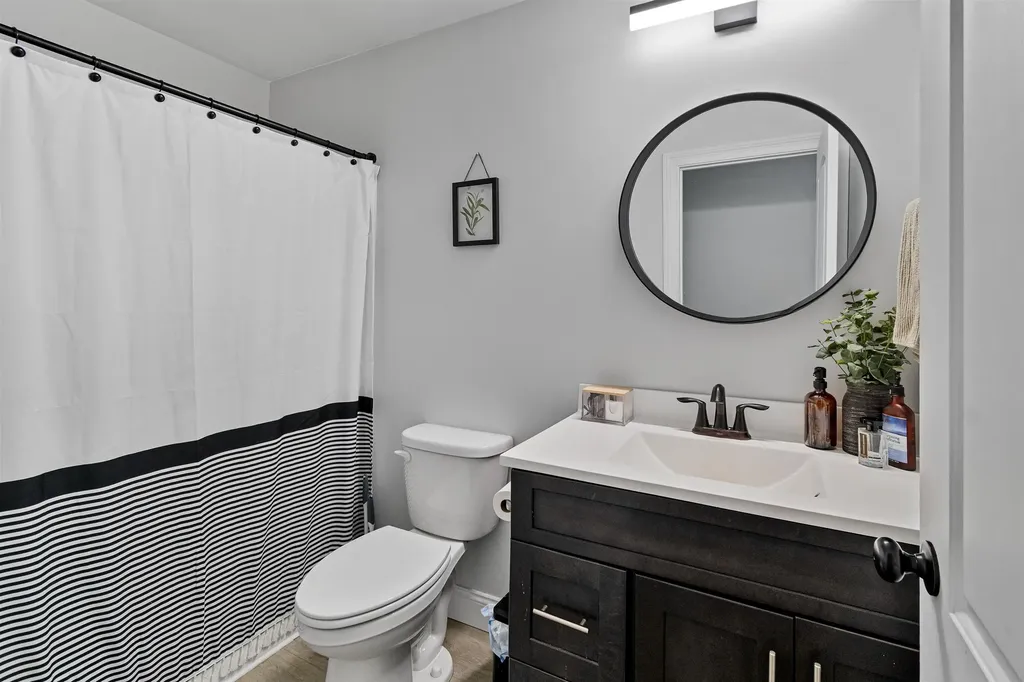 60 Apple Tree Road Fairfax VT 05454