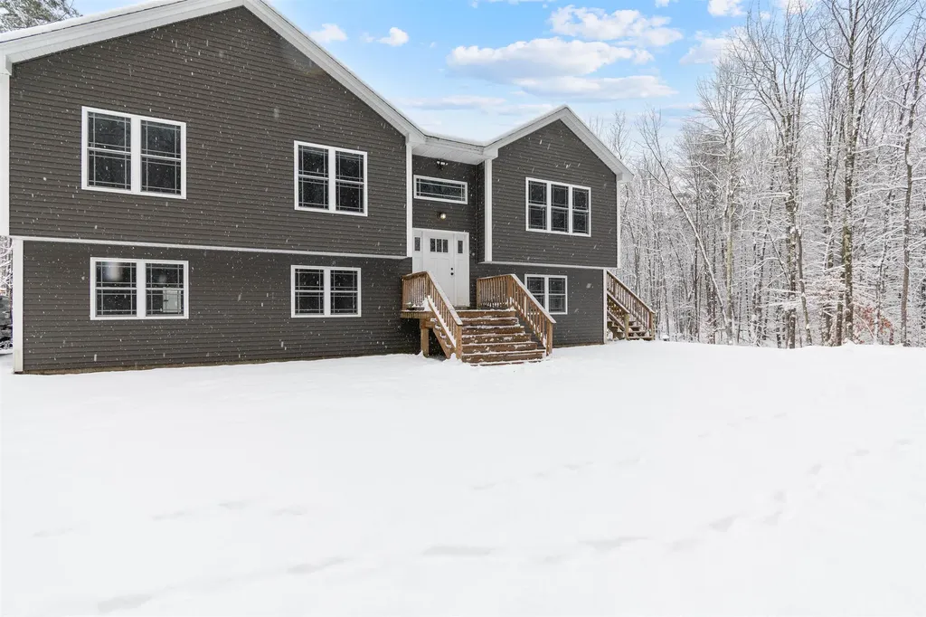 60 Apple Tree Road Fairfax VT 05454