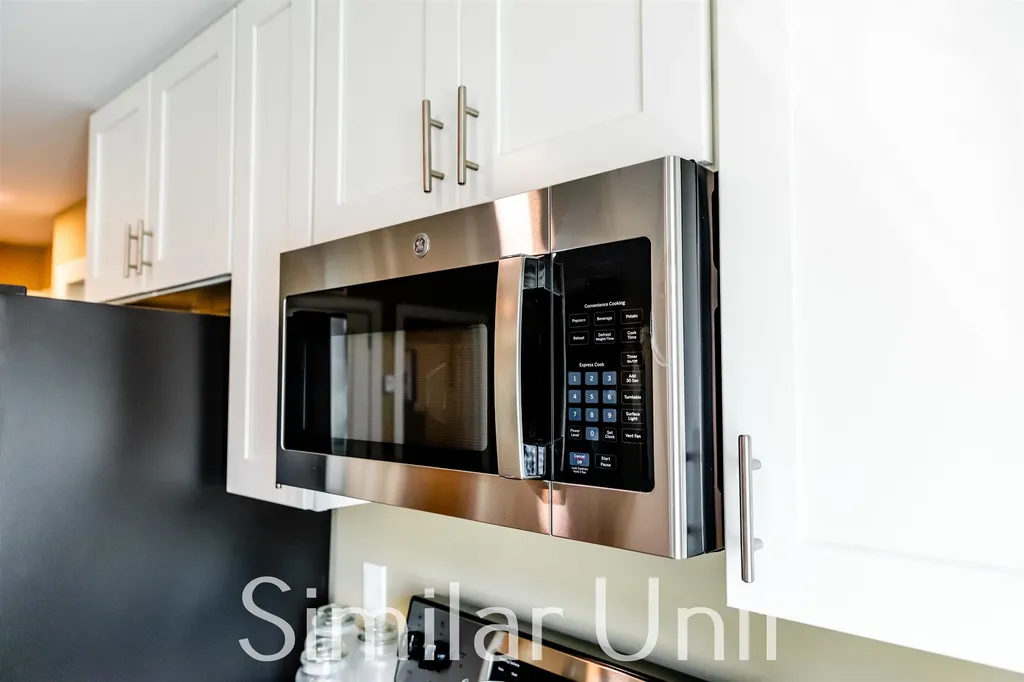 32 Siesta Lane Laconia NH 03246