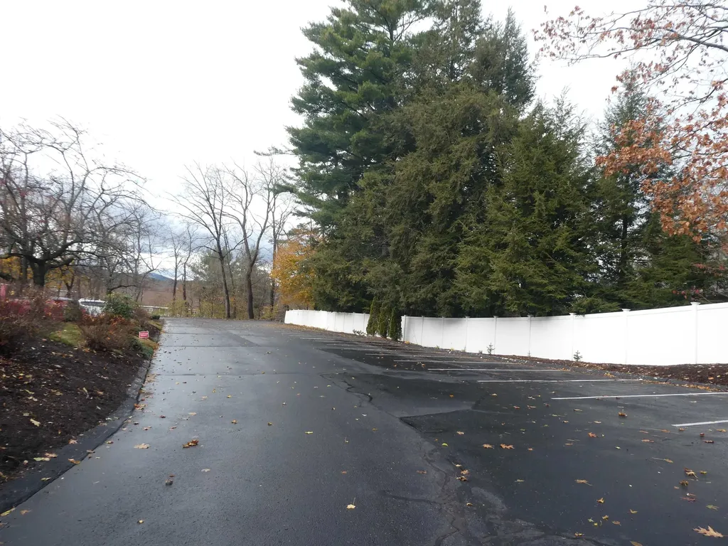 490 River Road Manchester NH 03104