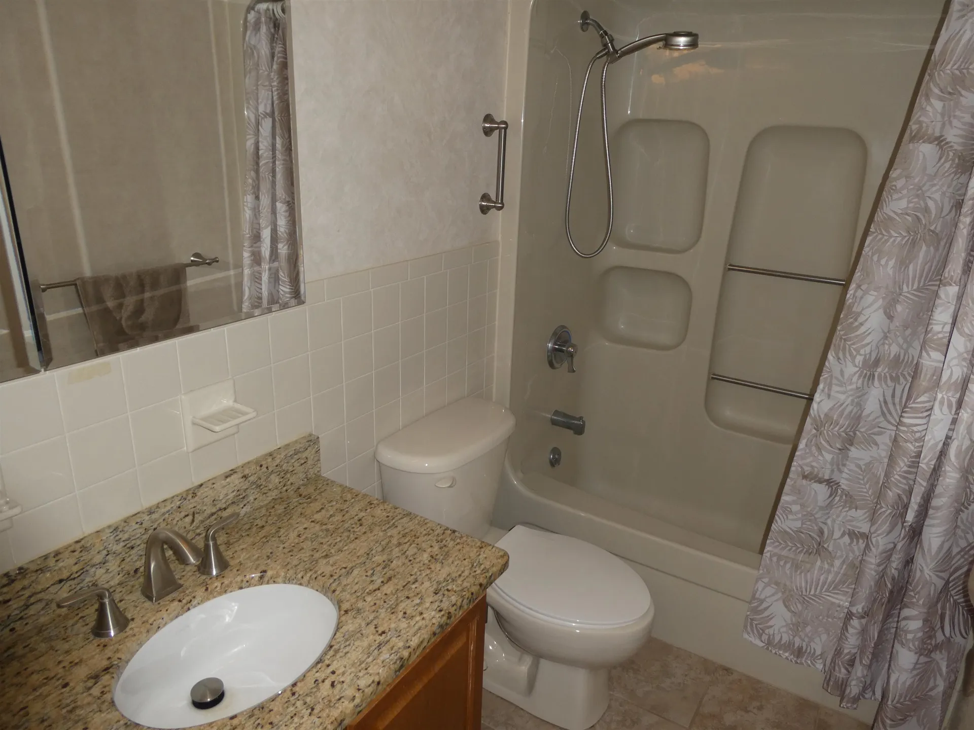 490 River Road Manchester NH 03104