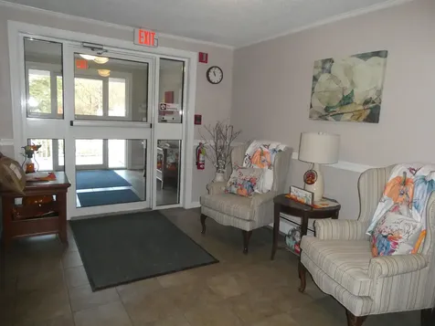 490 River Road Manchester NH 03104