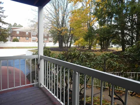 490 River Road Manchester NH 03104