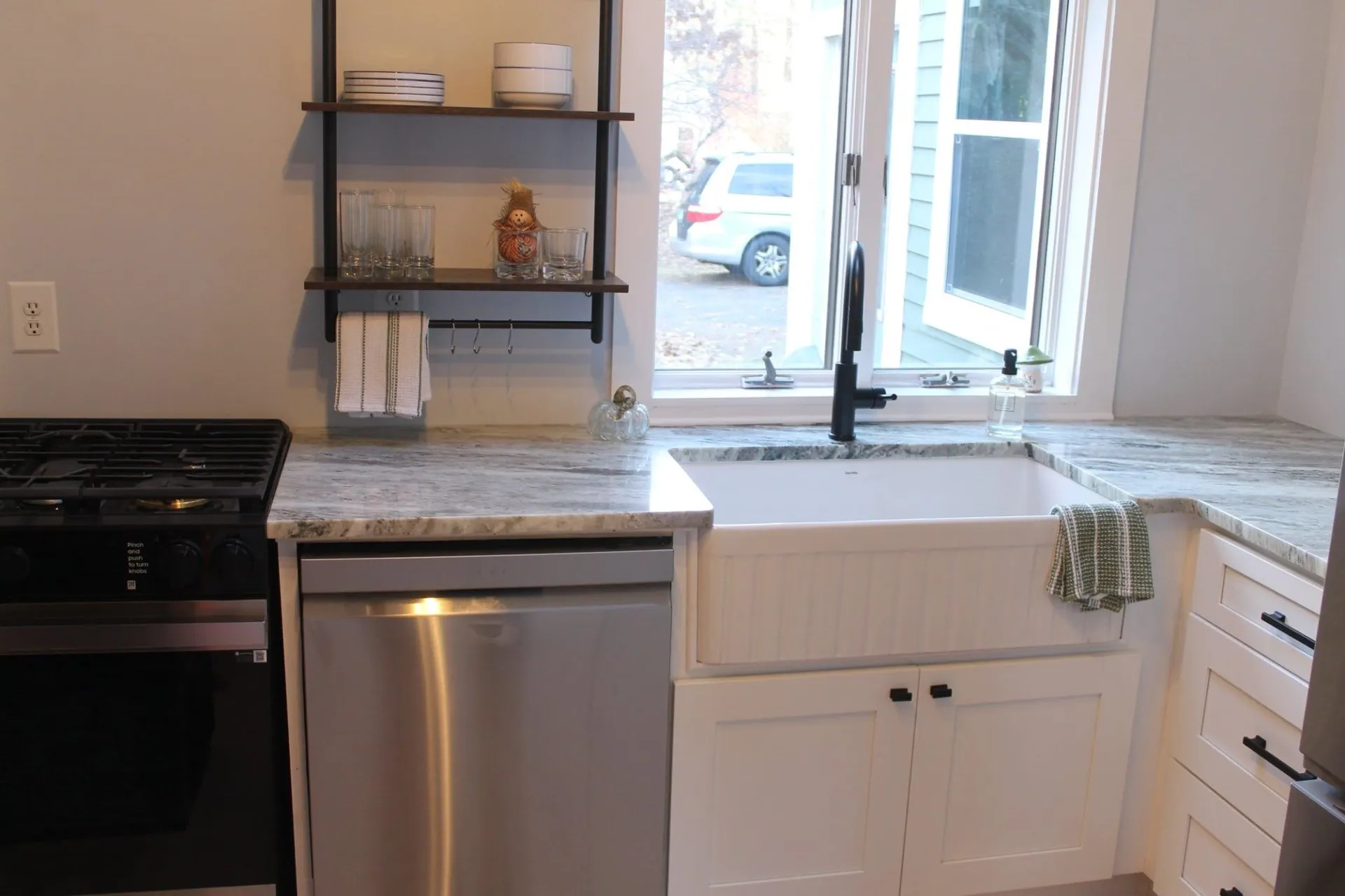 22 Church Street Kingston NH 03484