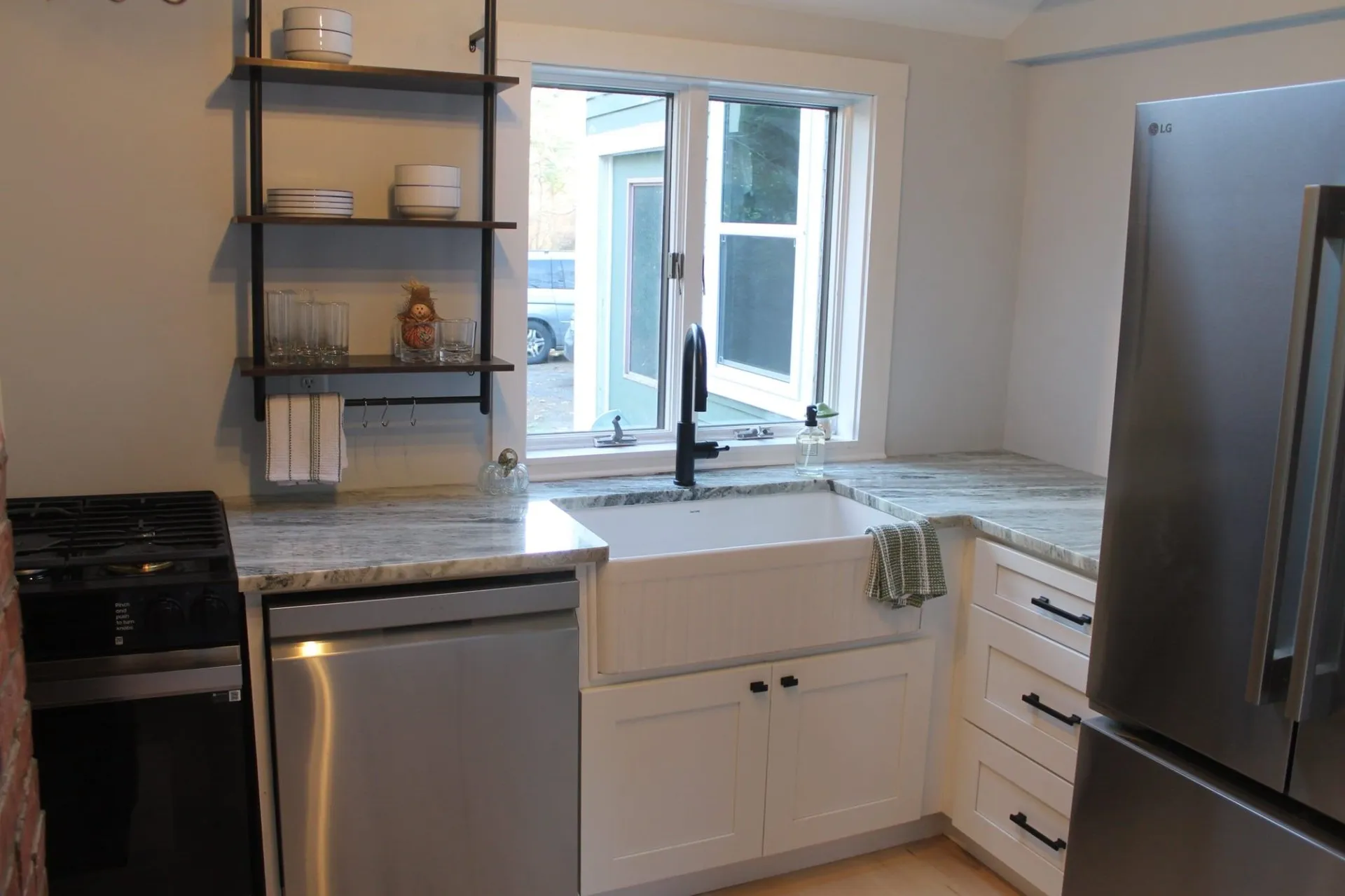 22 Church Street Kingston NH 03484