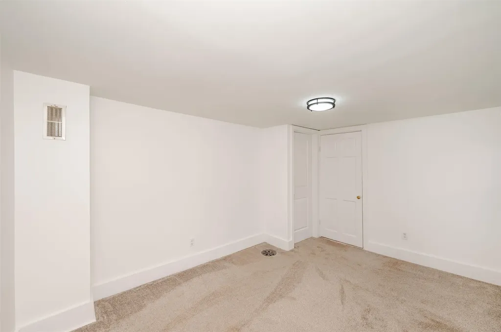 36 Court Street Dover NH 03820