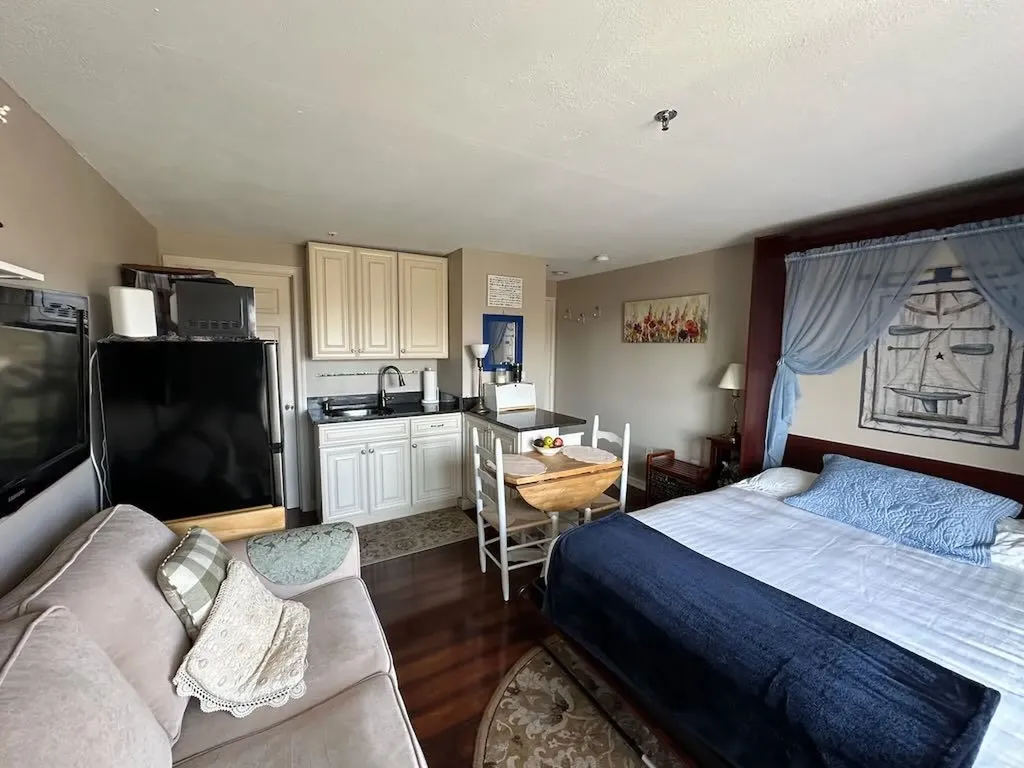 550 Winnacunnet Road Hampton NH 03842