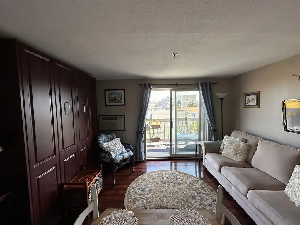 550 Winnacunnet Road Hampton NH 03842