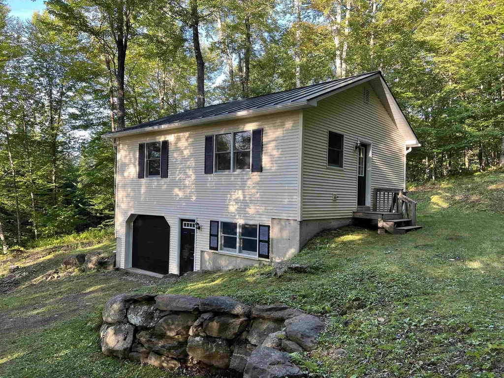 670 Wayeeses Shore Morgan VT 05853