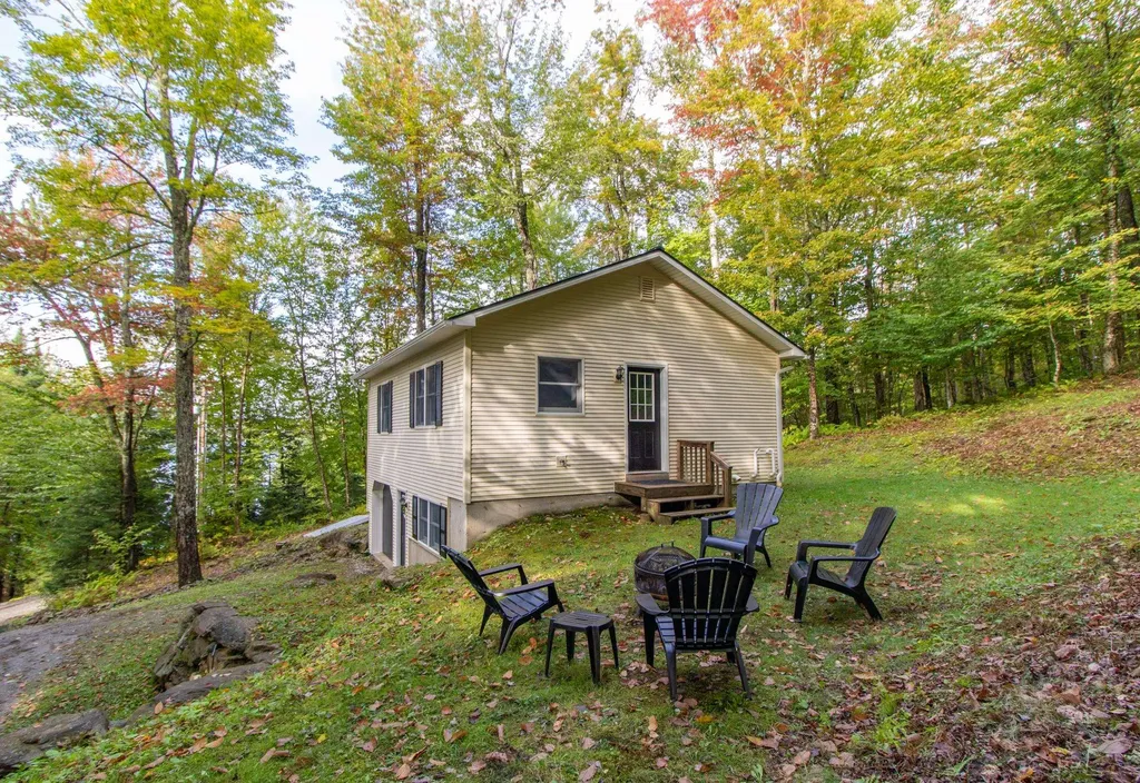 670 Wayeeses Shore Morgan VT 05853