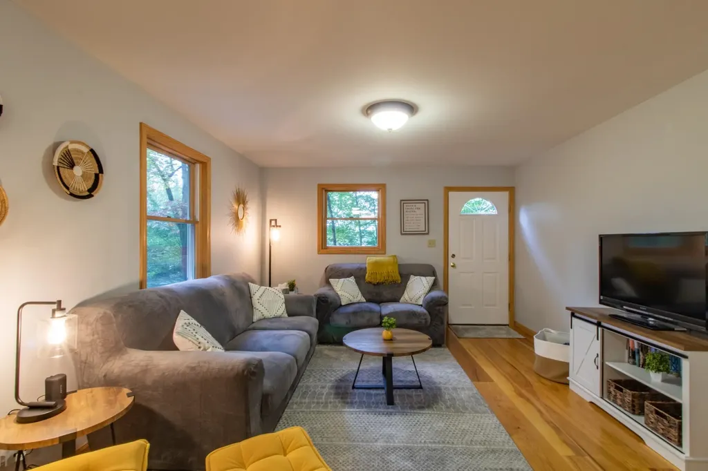 670 Wayeeses Shore Morgan VT 05853