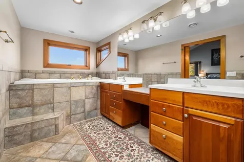 20 Bonardi Drive Enfield NH 03748